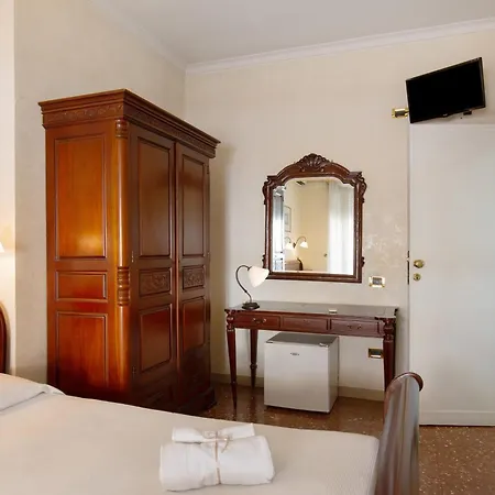 Appia Nuova Appartement